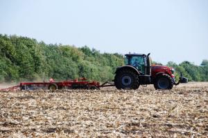 Уряд планує перевести на постійну основу компенсації сільгосптехніки аграріям 