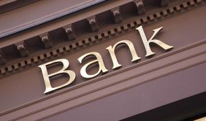 Які українські банки перебувають у «зоні ризику»?