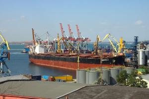 За перші три місяці року у морських портах України перевалили 32,8 млн тонн вантажів — АМПУ