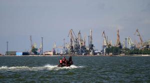 Росія протримала рекордну кількість часу судно з українського порту перед Керченською протокою  