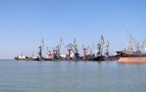 Порти Маріуполя й Бердянська несуть збитки внаслідок блокади Росією Керченської протоки, — Омелян