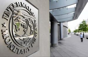МВФ закликає Україну зосередитися на земельній реформі та приватизації