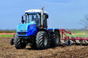 Майже 90% сільгосптехніки в Україні – імпорт 