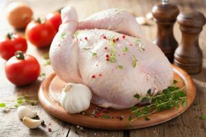 Парламентський Комітет підтримав збільшення безмитних квот для експорту українського м'яса птиці до ЄС