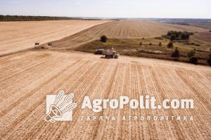 В Україні вже зібрано понад 53 млн т зерна