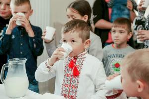 В Україні почали виробляти низькоалергенне молоко А2