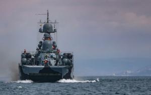 Україна закрила суднам Росії доступ до своїх внутрішніх вод