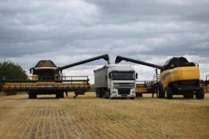 Володимир Зеленський визнав неприйнятною можливість продовження обмежень на експорт українських зернових
