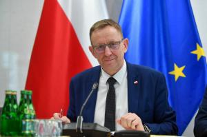 Аграрний міністр Польщі закликав місцевих аграріїв зберігати спокій.