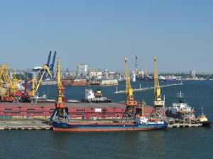 Україна скоріше за все довго потребуватиме підтримки в транспортуванні продукції