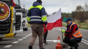 Страйкарі вимагають відновити дозволи на транспортування українських вантажів
