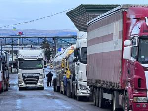 1400 вантажівок залишаються на кордоні з Польщею