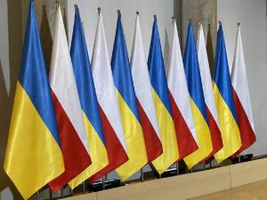 До перемовин долучили представників фермерства за ініціативою української сторони