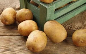 Підвищувати ціни на картоплю фермерам вдається на тлі сезонного скорочення пропозиції 