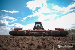 Середня вартість 1 га потроху зростала