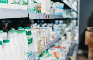 Молоко пастеризоване жирністю до 2,6% у плівці в середньому коштує 48,86 грн за кг