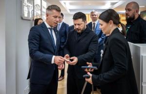 Президент України Володимир Зеленський попросив сприяти перевезенню української кукурудзи до Західної Європи