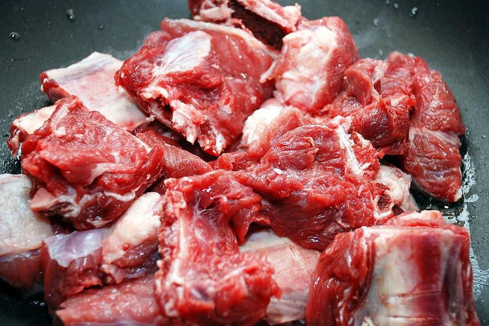 Виявлено канал реекспорту яловичини з України через Білорусь