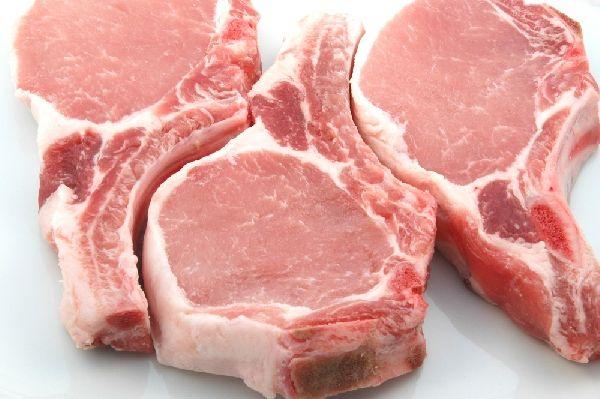 В Україні стрімко ростуть ціни на свинину