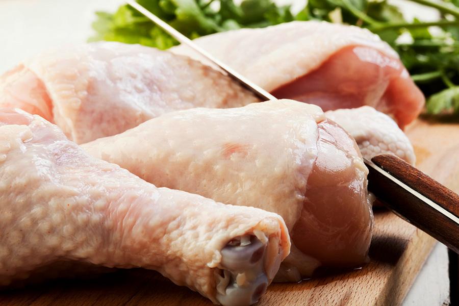 Чому курятина в Україні б'є цінові рекорди?