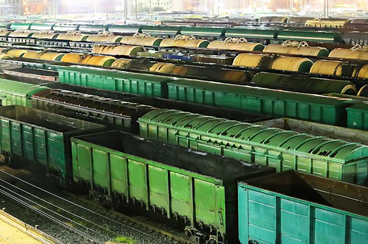 В Україні з'явився новий виробник вагонів-зерновозів