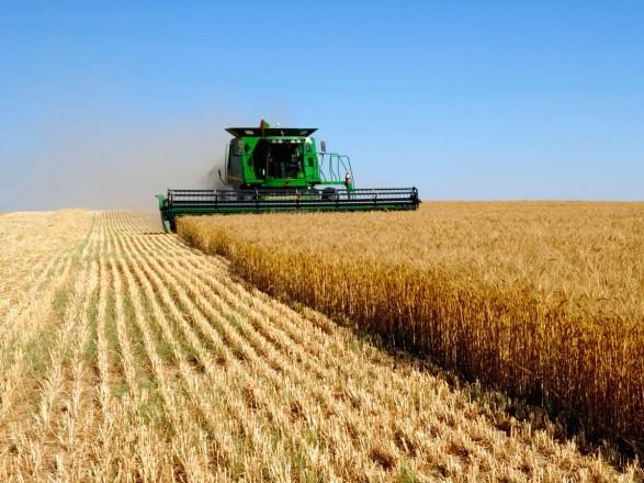 Іноземні інвестори вклали в українське сільське господарство $1 млрд