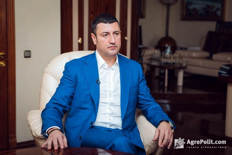 Олег Бахматюк розповів, чи «поклав око» Президент на UkrLandFarming