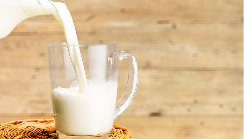 За рік молоко подорожчало на 30-60% – розріз по регіонах