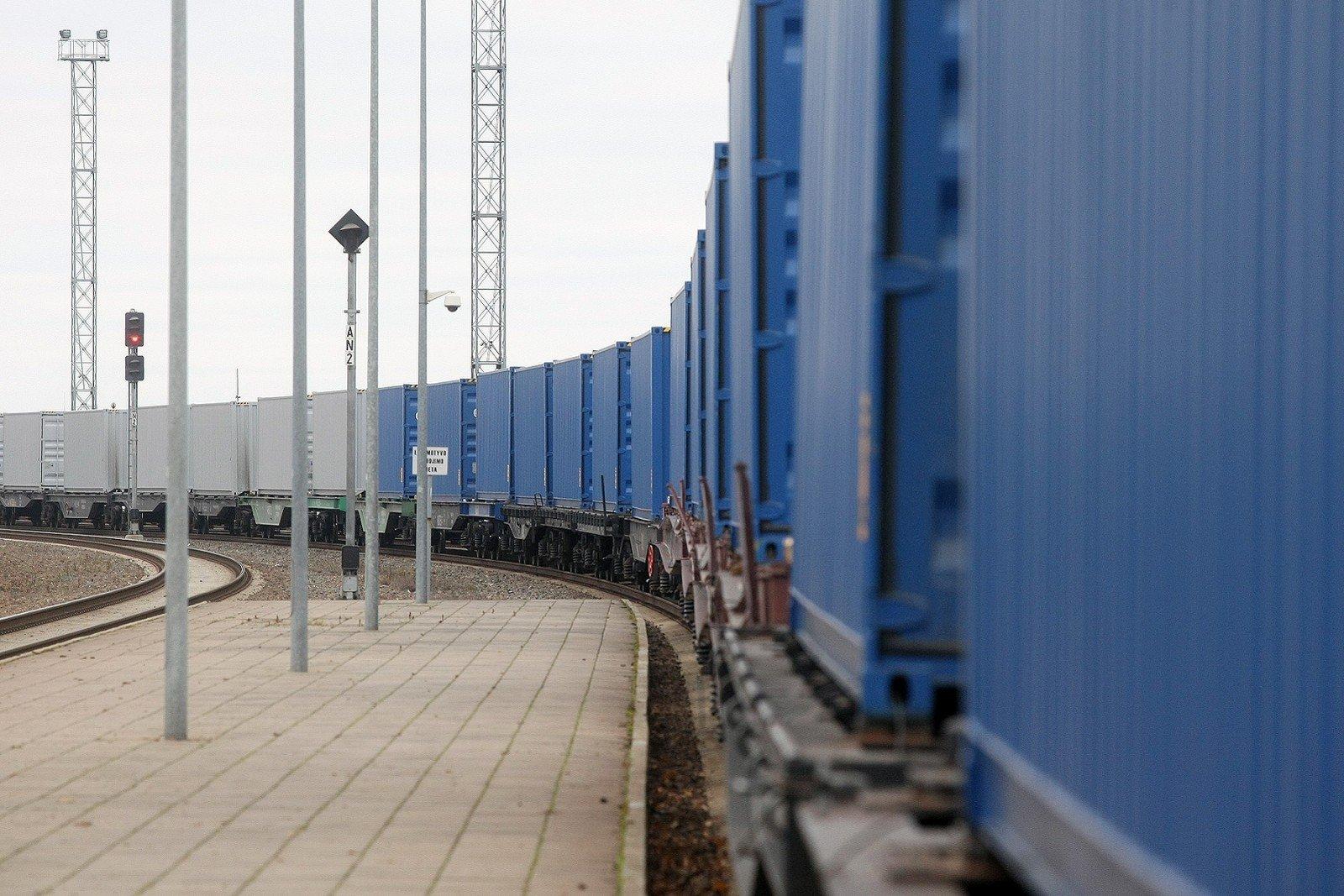 В Україні запустили новий контейнерний поїзд