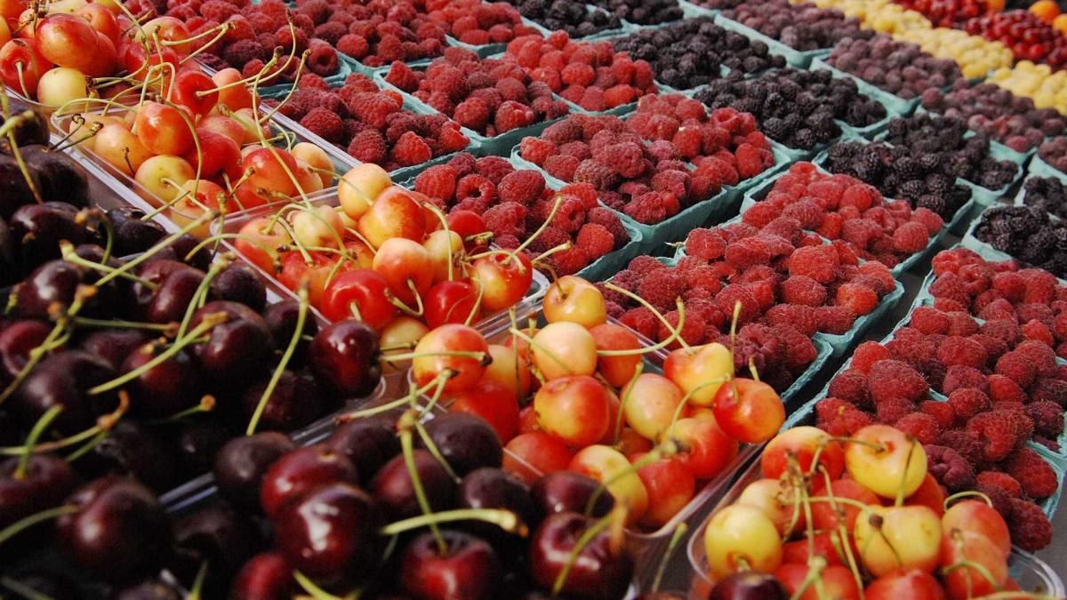 Україна збільшила експорт плодів і ягід на 40%