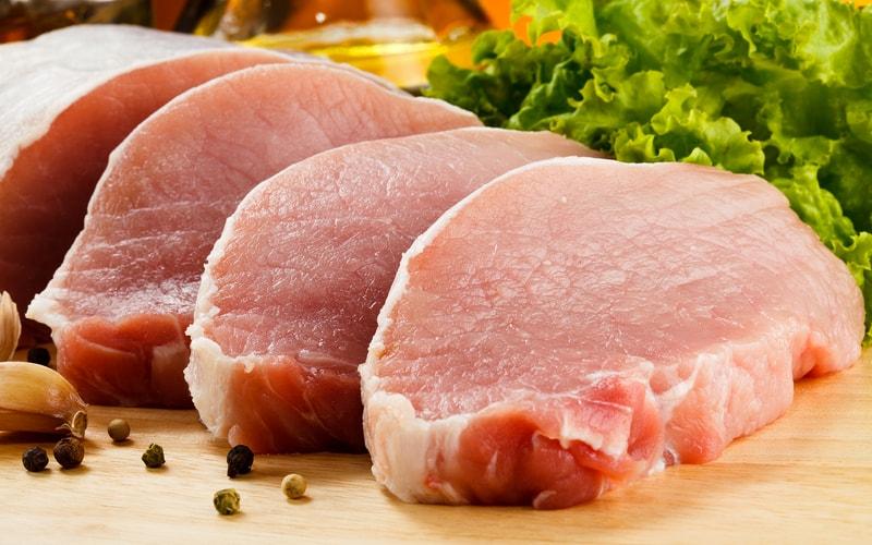 Україна скуповує польську свинину