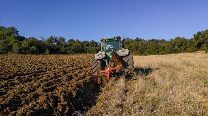 В Україні близько 6,5 млн га земель вже не придатні для с/г обробітку