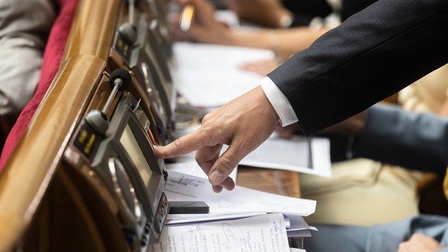 Парламент підтримав підвищення лімітів для ФОП