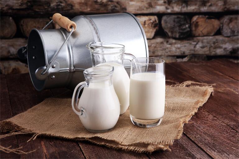 Закупівельні ціни на молоко у населення знизилися на 70 копійок
