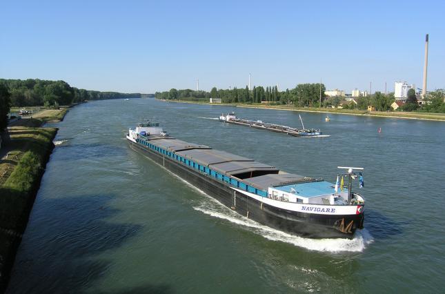 АМПУ розпочала відновлення судноплавства на Дніпрі й Прип'яті
