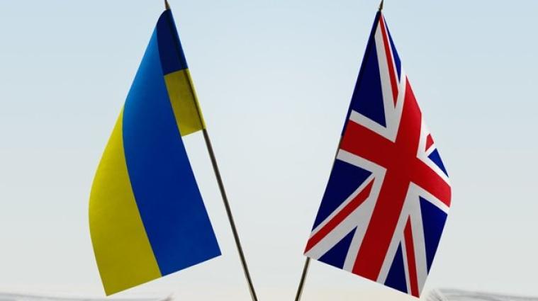 Зеленський підписав ратифікацію угоди про партнерство між Україною та Британією