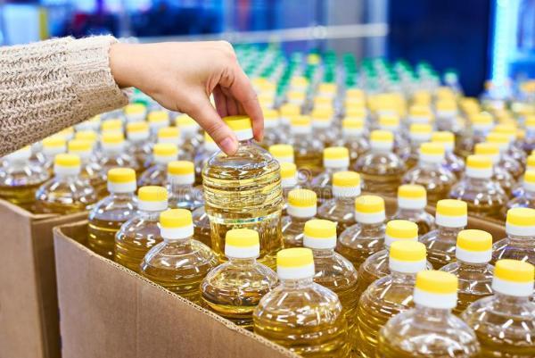 У ВРУ ініціюють введення граничних цін на соняшникову олію для внутрішнього споживача