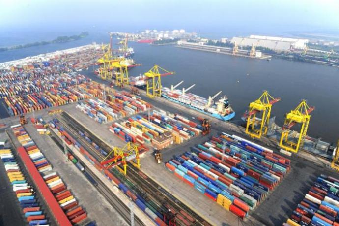 Мінінфраструктури уклало п'ятирічні контракти з керівниками трьох державних портів