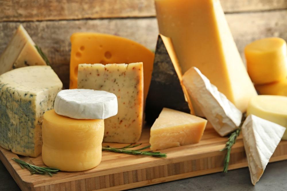 Торік Україна на 15% збільшил експорт твардих сирів