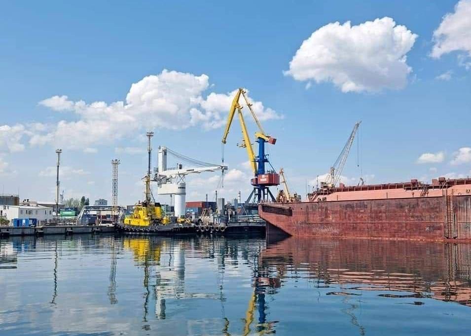 Україна готуватиме порти до експорту зерна, не дивлячись на обстріл Одеського порту – Мінінфраструктури