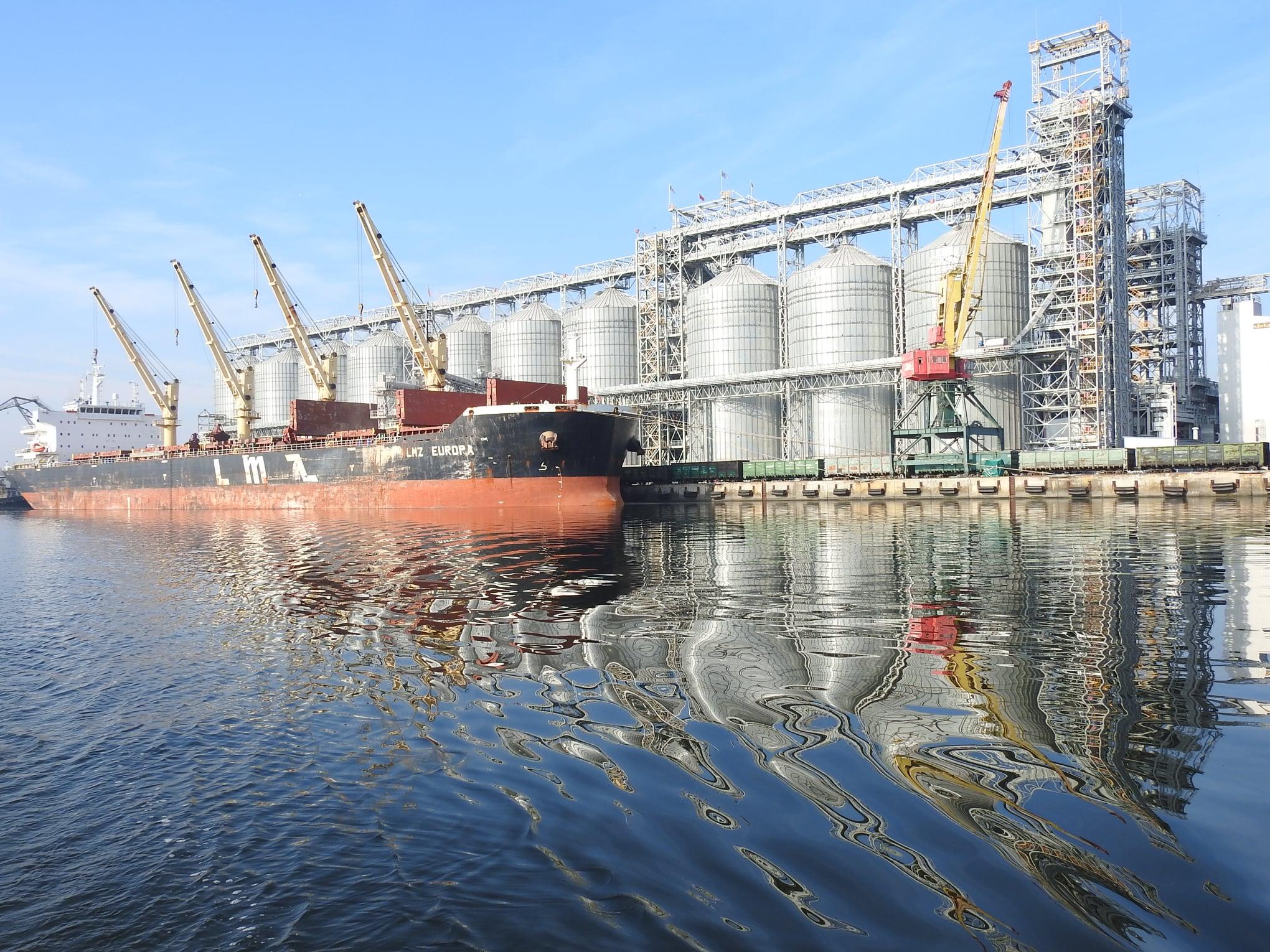 «Зерновий коридор»: через Миколаївський порт пропонують експортувати продукцію з доданою вартістю