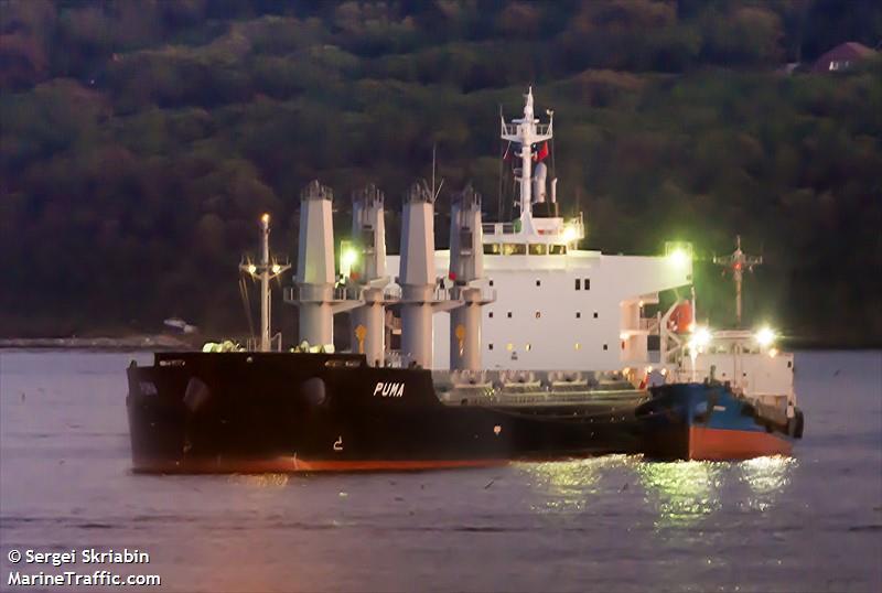 Порт покинув 180-метровий корабель, який збудований для перевозки зерна насипом