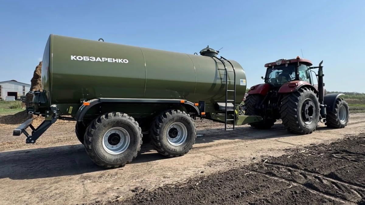 Розчинно-заправочні станції допомагають економити час під час обприскування полів