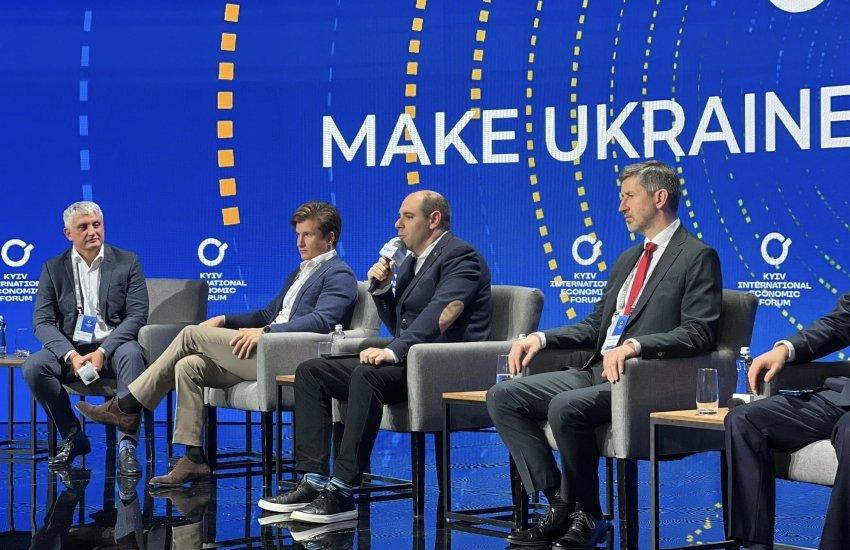 Кисилевський є автором закону про скорочення тривалості зміни цільового призначення землі