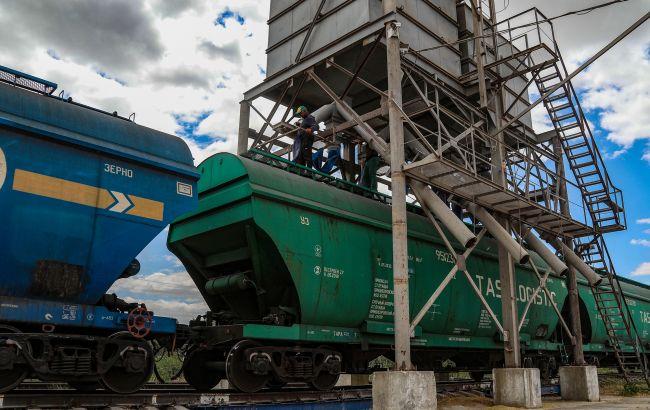 У 2025 році УЗ перевезла 28,86 млн тонн зерна - на 27,3%, або 10,85 млн тонн менше, ніж у 2024 році