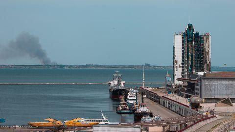 До України зайде менше іноземної валюти