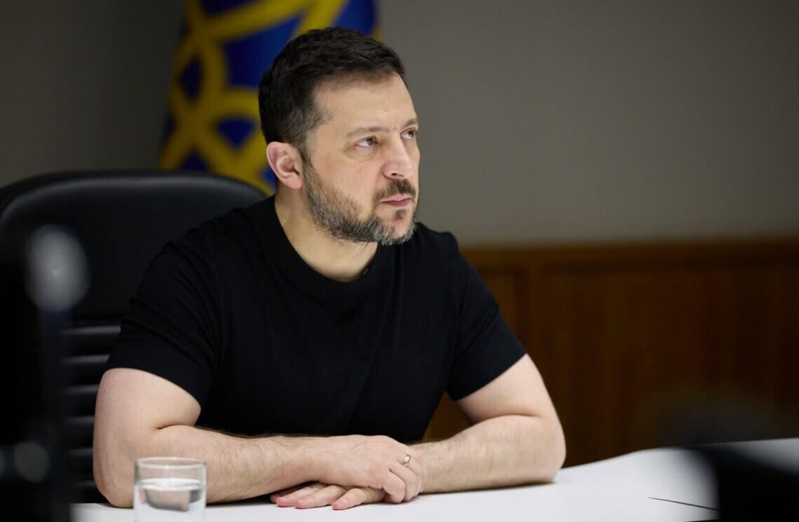 За словами Зеленського, наразі основна увага світу зосереджена на кризі в паливному секторі