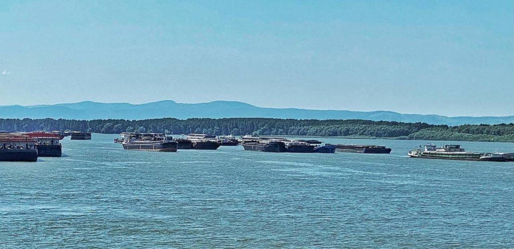 Напередодні в порту Рені були вільними три причали