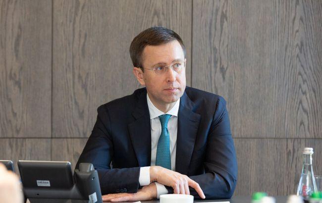 За словами Корецького, зарплати більше не мають автоматично гарантувати підприємствам право на бронювання