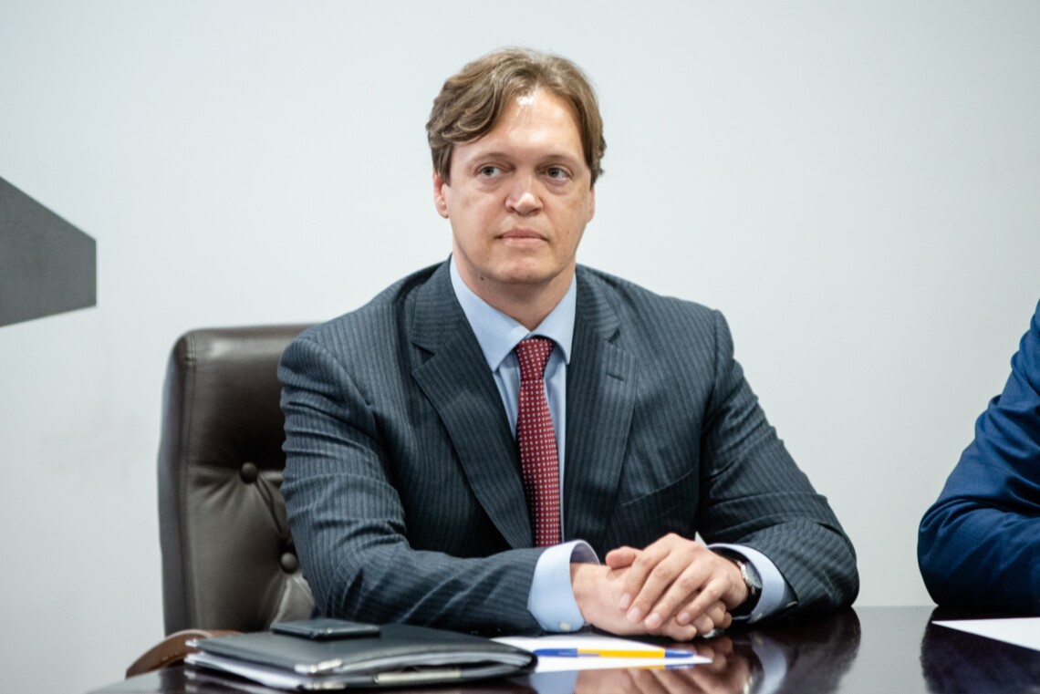 ВРУ звільнила Дмитра Сенниченка з посади голови Фонду державного майна ...